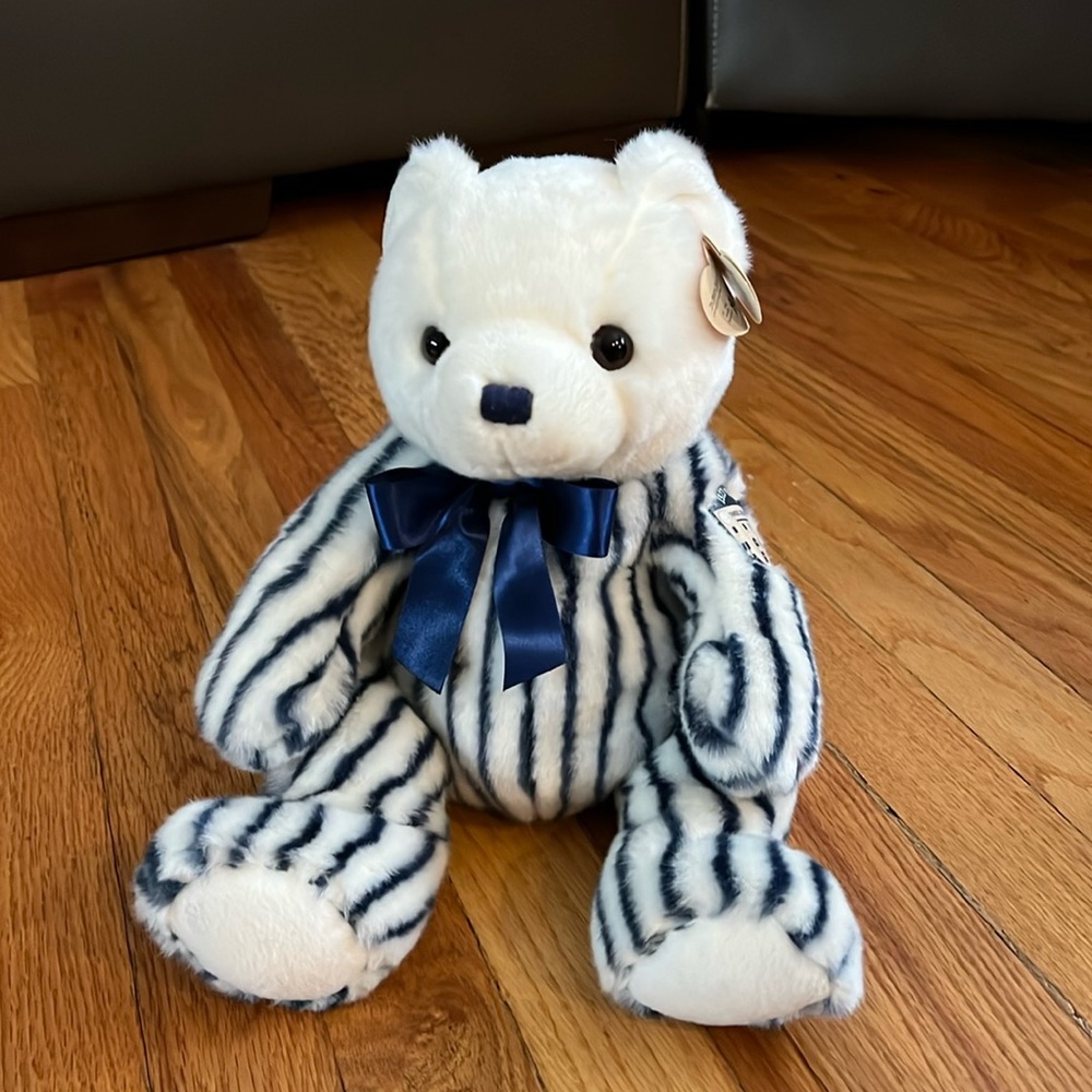 Genuine TY Yankee bear❣️ 14 inch bear